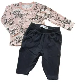 VRS sorte bukser og rosa bluse str. 62