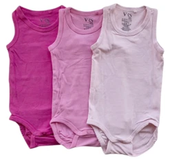 VRS tre pink-rosa ærmeløse bodys str. 62
