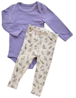 Soft gallery gule leggings og lilla Katvig body str. 68
