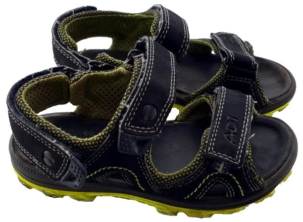 ADI sorte sandaler str. 31
