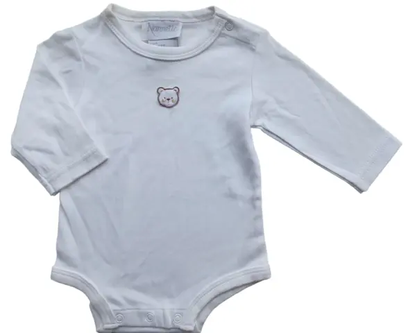 Ny Nannette hvid langærmet body, med bamsehovede.