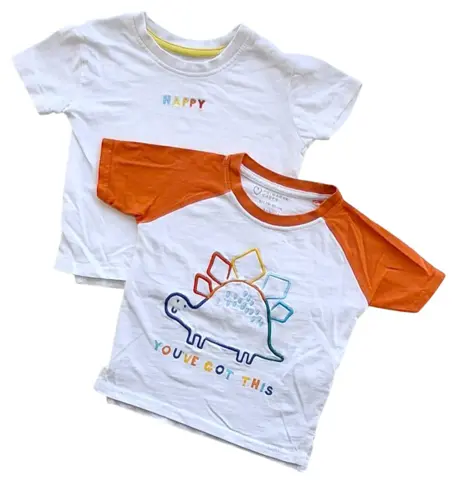 Primark to hvide kortærmede T-shirts str. 80