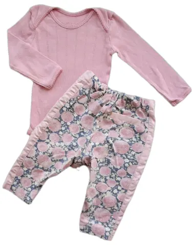 Wheat rosa og grå bukser og NoaNoa rosa body str. 68