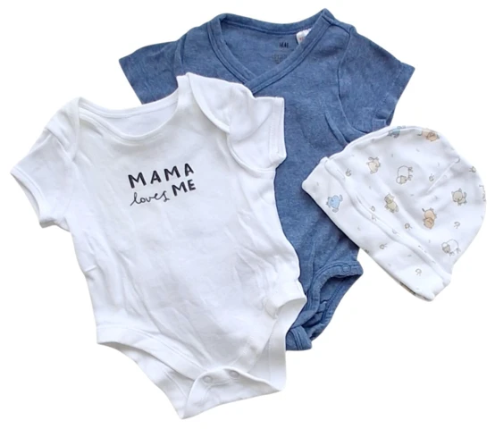 H&M og Primark kortærmede bodys og en hue str. 62