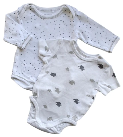 Be Kids og H&M to hvide bodys str. 62