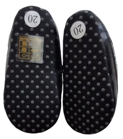 Lacoste sorte bløde baby sneakers str. 20